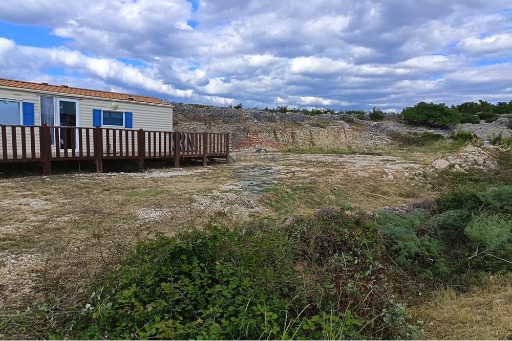 Građevinsko zemljište - Za prodaju - Ražanac, Hrvatska - WhatsApp Image 2025-10-14 at 12.36.57.jpeg - 300261158-9