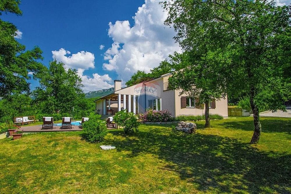 Kuća  - Za prodaju - Buzet, Hrvatska - 1768400560_main_03.jpg - 300571001-800