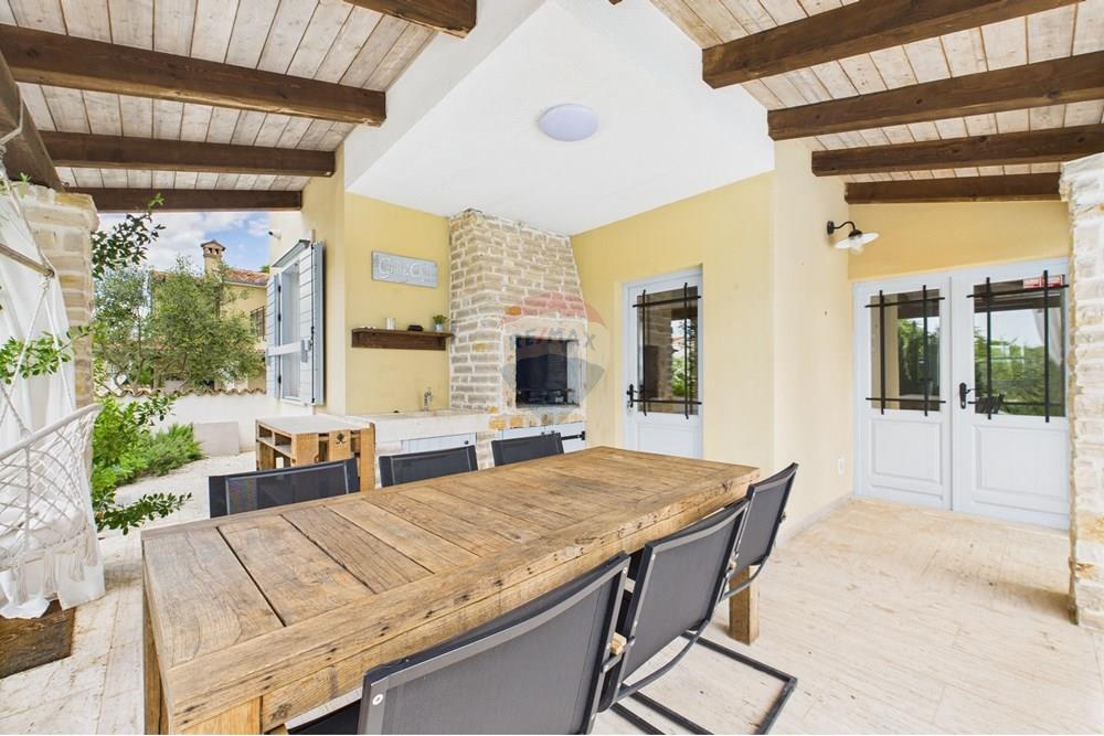 Kuća  - Za prodaju - Svetvinčenat, Hrvatska - CAM04300G0-PR0062-STILL028.jpg - 300041074-618