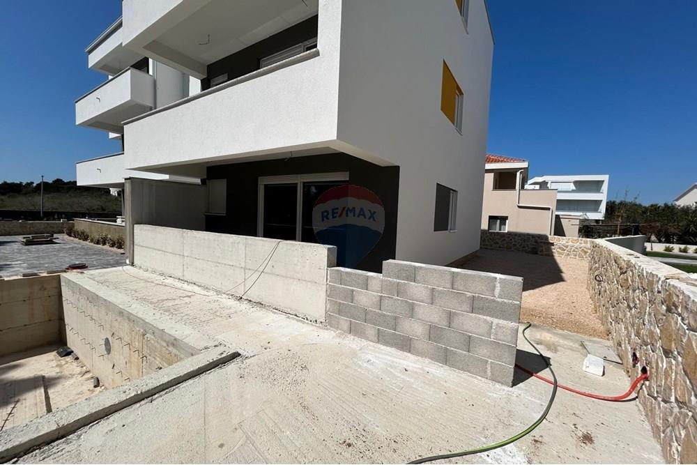 Stan-Apartman - Za prodaju - Novalja, Hrvatska - WhatsApp Image 2025-04-03 at 12.49.46_6431440d.jpg - 300411003-2037