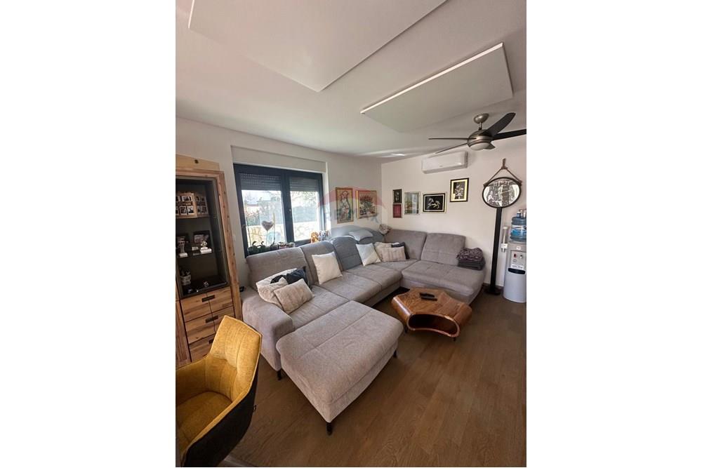 Stan-Apartman - Za prodaju - Novalja, Hrvatska - 45774bd3-856e-4f74-97bb-f1d734b86985.jpg - 300411003-2980