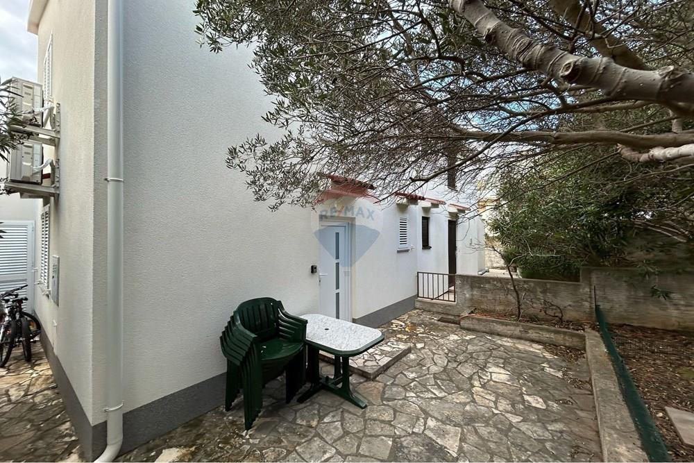 Dvojna kuća - Za prodaju - Novalja, Hrvatska - WhatsApp Image 2026-02-27 at 10.34.05 (3).jpeg - 300411003-3119