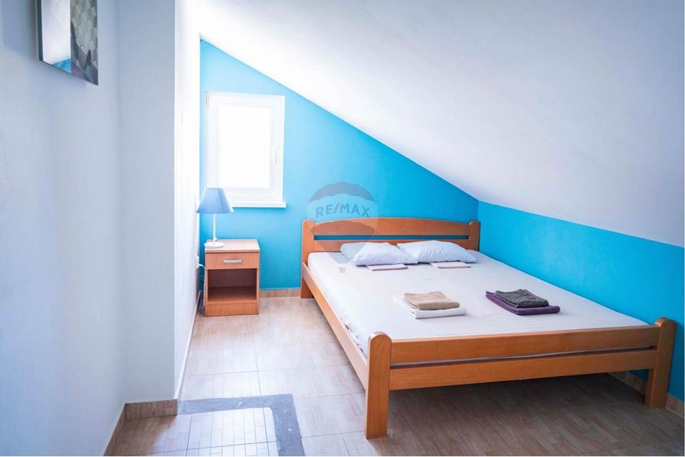 Stan-Apartman - Za prodaju - Novalja, Hrvatska - prostran-ugodan-penthouse-centru-novalje-otok-pag-slika-251023555.jpg - 300411003-3023