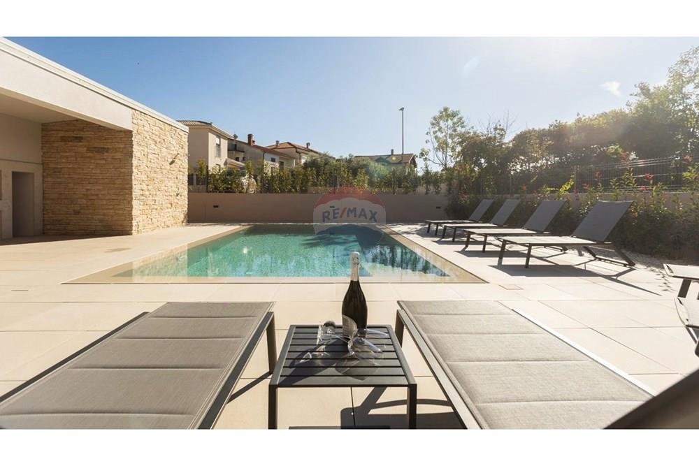 Kuća  - Za prodaju - Umag, Hrvatska - 55.jpg - 300441010-523