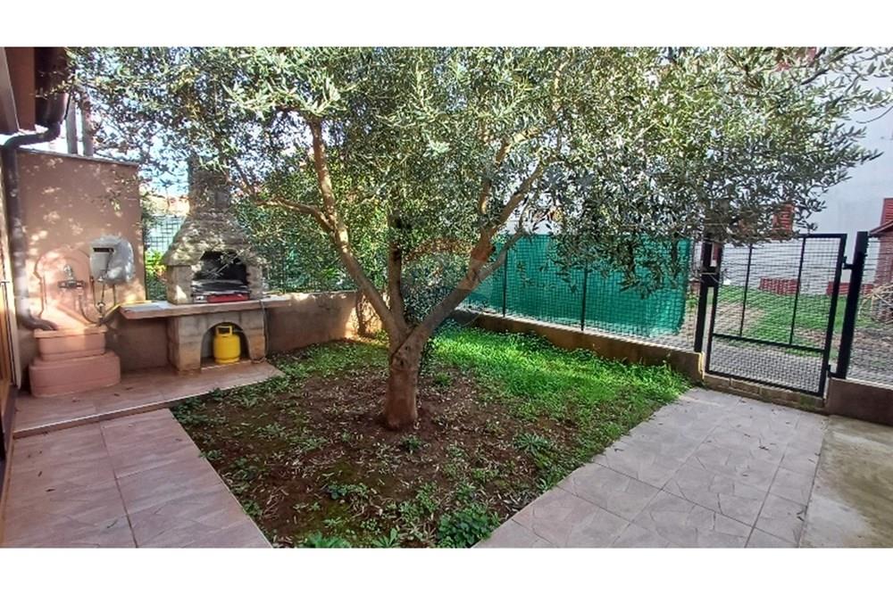 Kuća  - Za prodaju - Pula, Hrvatska - 20250313_163925_resized.jpg - 300041074-606