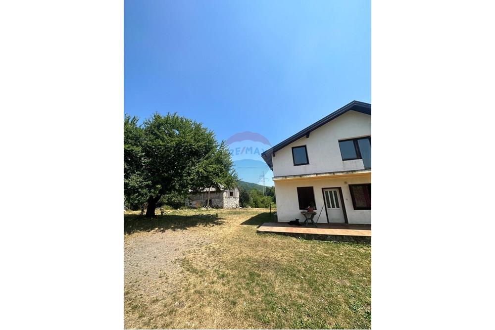 Kuća  - Za prodaju - Brinje, Hrvatska - 0efbebfa-732f-4f0c-9b38-8cc1e4e07423.jpeg - 300411003-3062