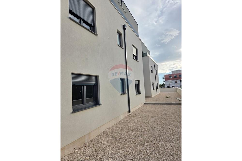 Stan-Apartman - Za prodaju - Privlaka, Hrvatska - WhatsApp Image 2025-12-30 at 09.28.55 (5).jpeg - 300751001-102