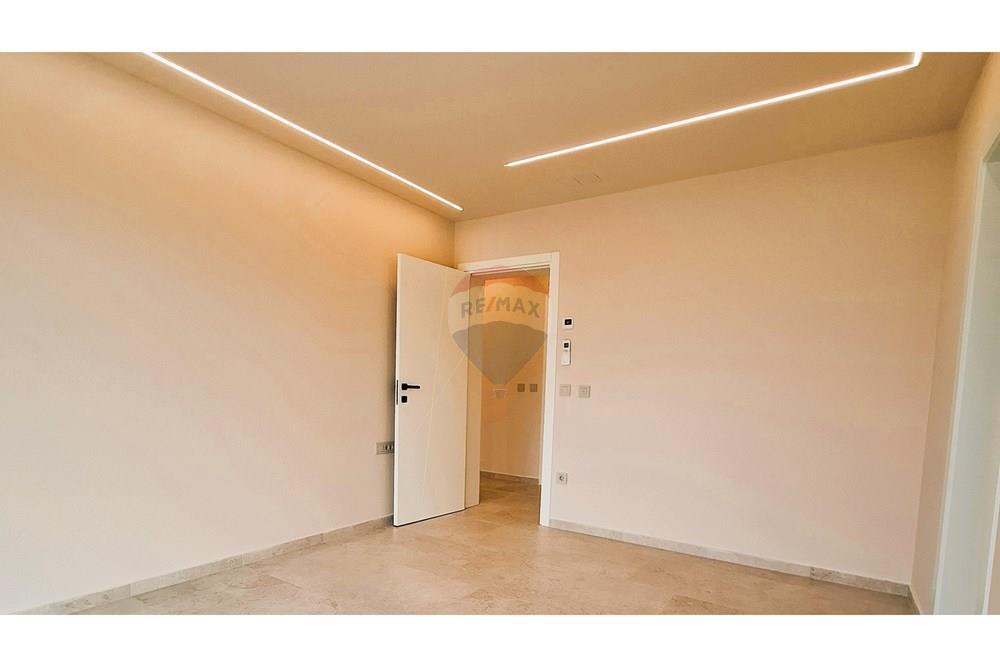 Kuća  - Za prodaju - Poreč, Hrvatska - 20260114_103404.jpg - 300441023-14