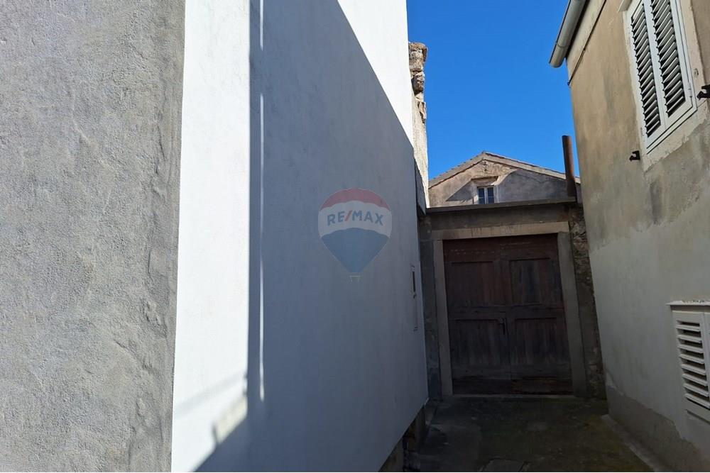 Kuća posebne arhitekture - Za prodaju - Preko, Hrvatska - 060f592e-463e-4f03-b50a-44d898dd746b.jpeg - 300501008-4234