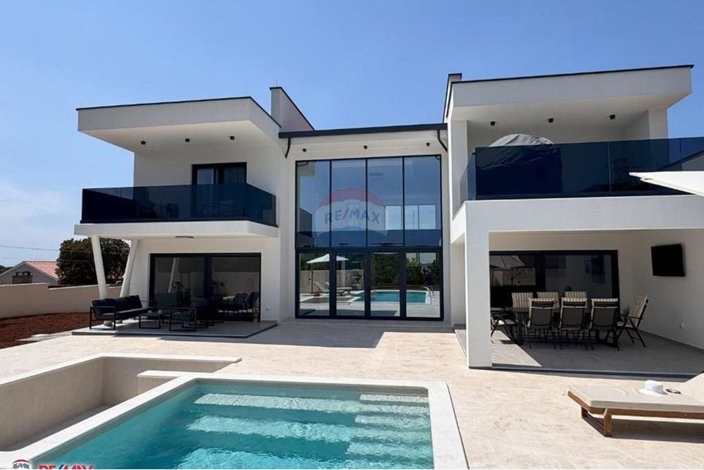 Kuća  - Za prodaju - Kaštelir-Labinci, Hrvatska - 1759135957_719151784.jpg - 300291001-1606