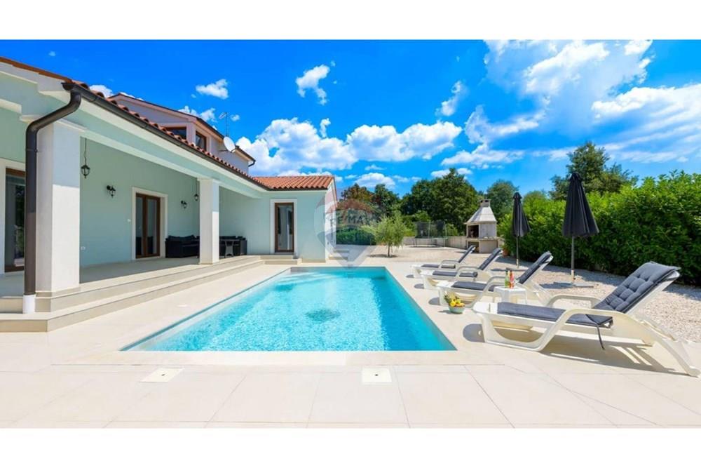 Kuća  - Za prodaju - Svetvinčenat, Hrvatska - 1763987125_capt433ure.jpg - 300571006-370