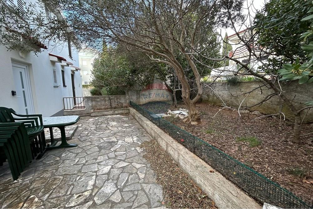 Dvojna kuća - Za prodaju - Novalja, Hrvatska - WhatsApp Image 2026-02-27 at 10.34.05 (1).jpeg - 300411003-3119