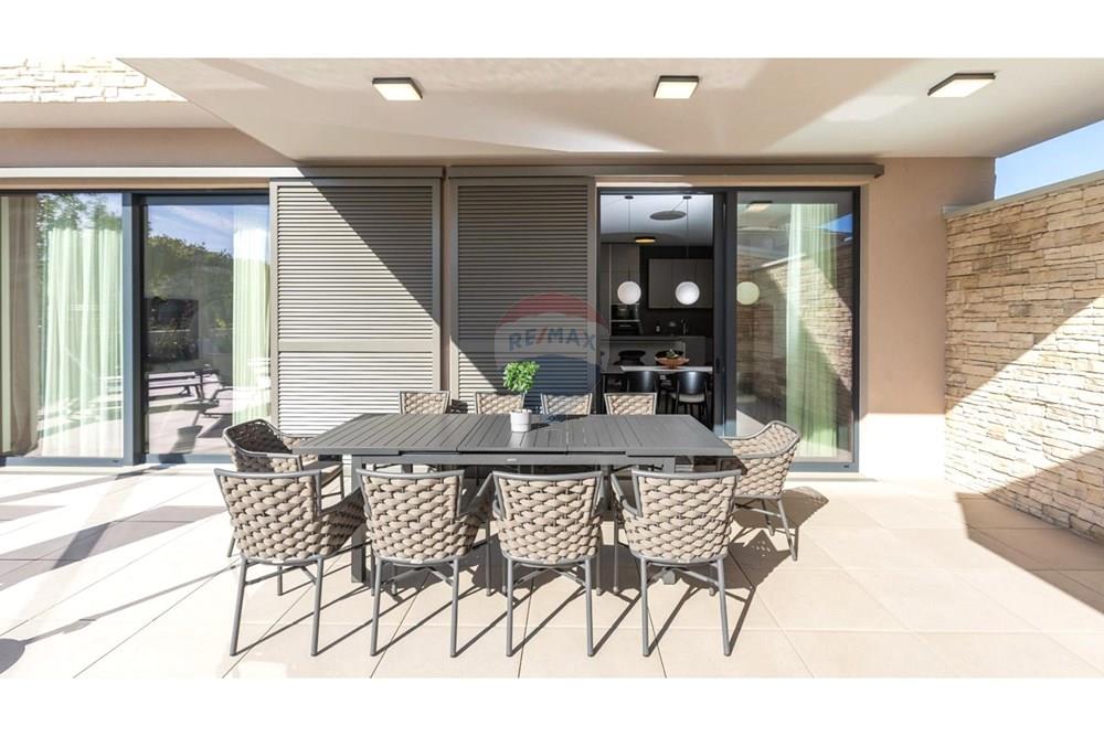 Kuća  - Za prodaju - Umag, Hrvatska - 49.jpg - 300441010-523