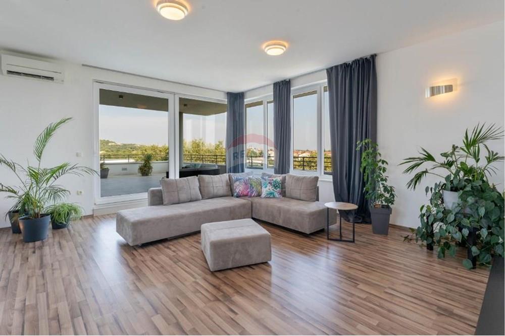 Kuća  - Za prodaju - Medulin, Hrvatska - 31.jpg - 300041074-637