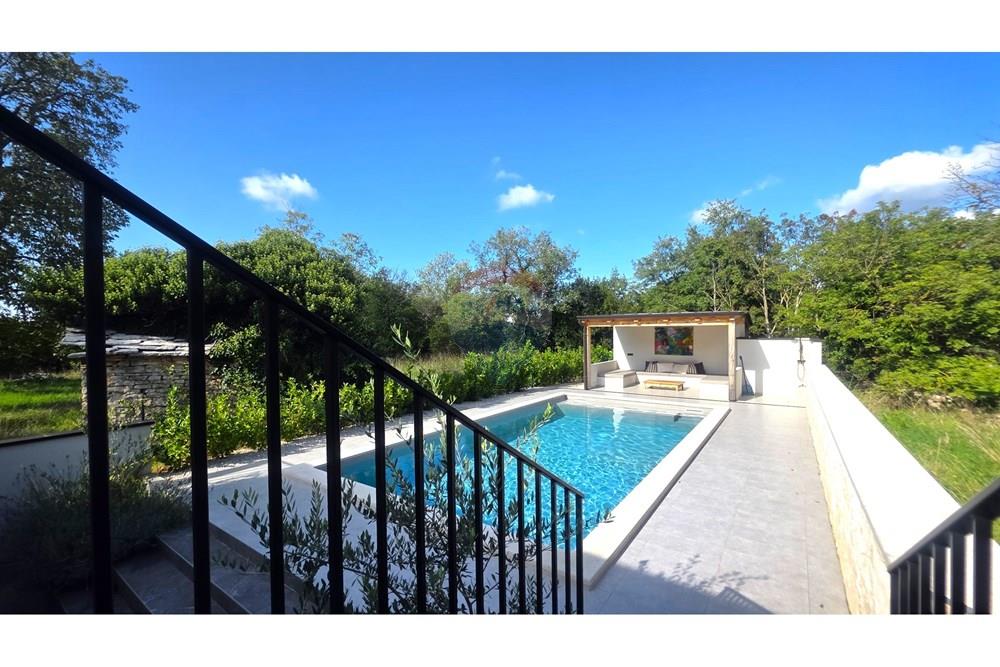 Kuća  - Za prodaju - Buje, Hrvatska - 41.jpg - 300441010-510