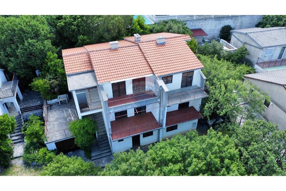 Kuća  - Za prodaju - Novi Vinodolski, Hrvatska - 1748858275_img-20250602-wa0009.jpg - 300561028-31