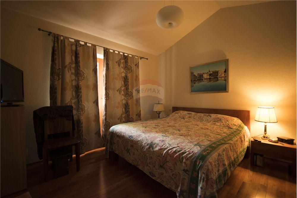 Kuća  - Za prodaju - Rogoznica, Hrvatska - 49 - 300351012-1