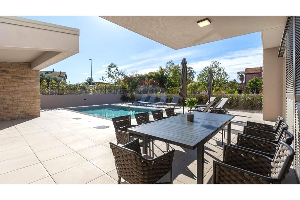 Kuća  - Za prodaju - Umag, Hrvatska - 23.jpg - 300441010-523