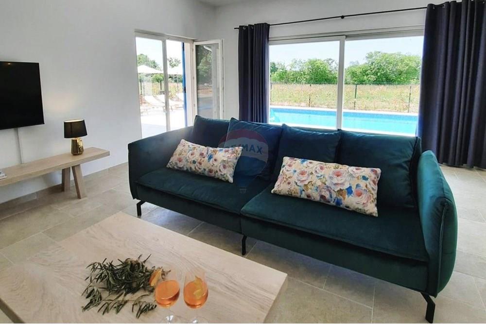 Kuća  - Za prodaju - Kanfanar, Hrvatska - original_1751470899_img_20250702_164809[1].jpg - 300041053-7575