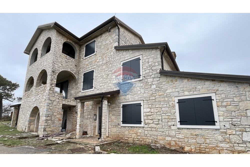 Kuća  - Za prodaju - Vižinada, Hrvatska - 1770035230_img_9932.jpeg - 300391029-372