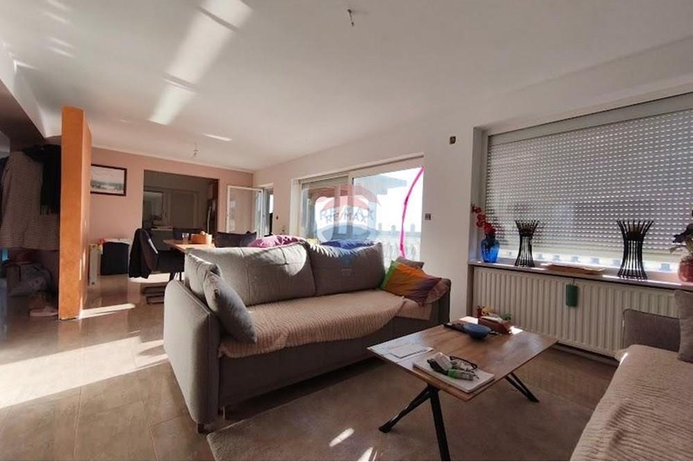 Kuća  - Za prodaju - Rijeka, Hrvatska - 1765366442_3.jpg - 300031144-131