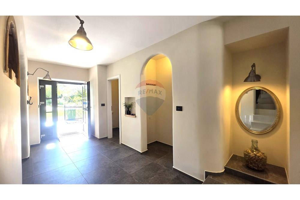 Kuća  - Za prodaju - Buje, Hrvatska - 10.jpg - 300441010-510