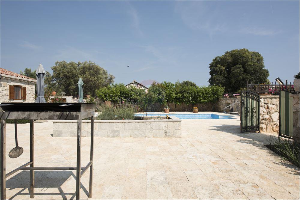 Kuća  - Za prodaju - Rogoznica, Hrvatska - 16 - 300351012-1