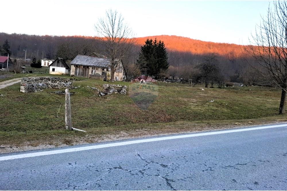 Građevinsko zemljište - Za prodaju - Plitvička Jezera, Hrvatska - 5.jpg - 300261103-1065