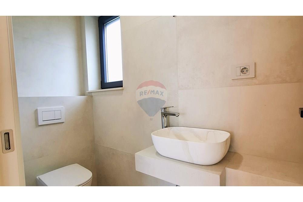 Kuća  - Za prodaju - Poreč, Hrvatska - 20260114_103511.jpg - 300441023-14