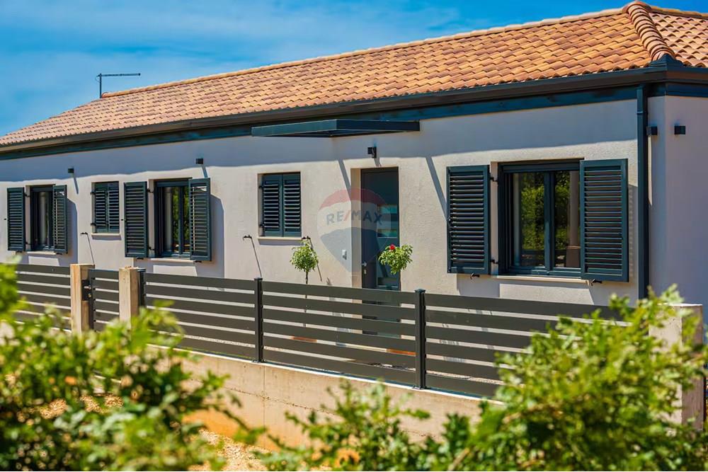 Kuća  - Za prodaju - Labin, Hrvatska - ea4ad263-7ecd-4804-96c4-2746f81cac4d.jpg - 300291007-407