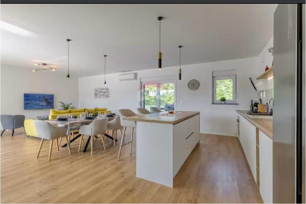 Kuća  - Za prodaju - Labin, Hrvatska - 1754559377728.jpg - 300291006-730