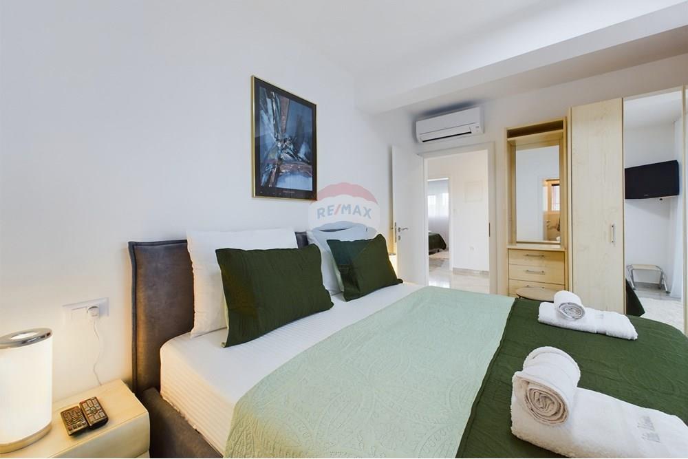 Kuća  - Za prodaju - Marčana, Hrvatska - CAM02458G0-PR0092-STILL002.jpg - 300041074-621