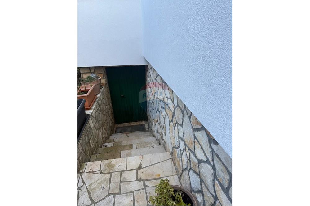 Kuća  - Za prodaju - Malinska-Dubašnica, Hrvatska - IMG_5667.jpg - 300751003-217