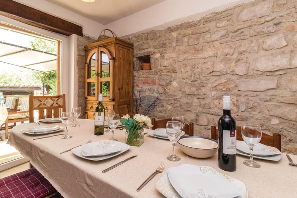 Kuća  - Za prodaju - Barban, Hrvatska - cil691_kitchen_02.jpg - 300291006-763