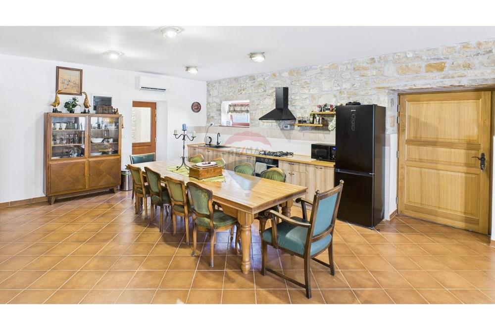 Kuća  - Za prodaju - Buje, Hrvatska - 17.jpg - 300441010-493