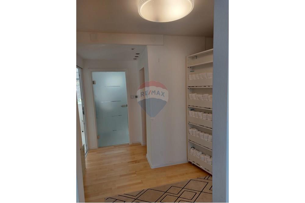 Kuća  - Za prodaju - Rovinj, Hrvatska - IMG-20250317-WA0040.jpg - 300611005-1313