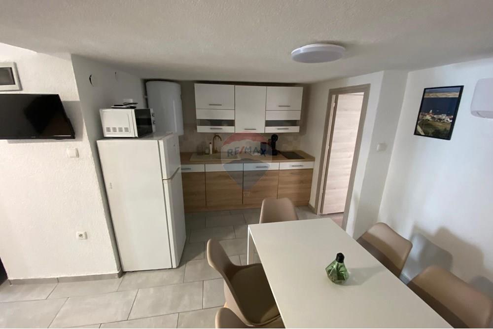 Kuća  - Za prodaju - Novalja, Hrvatska - 9b899ef9-9bc2-4012-a81d-73637b840573.jpg - 300411003-2049