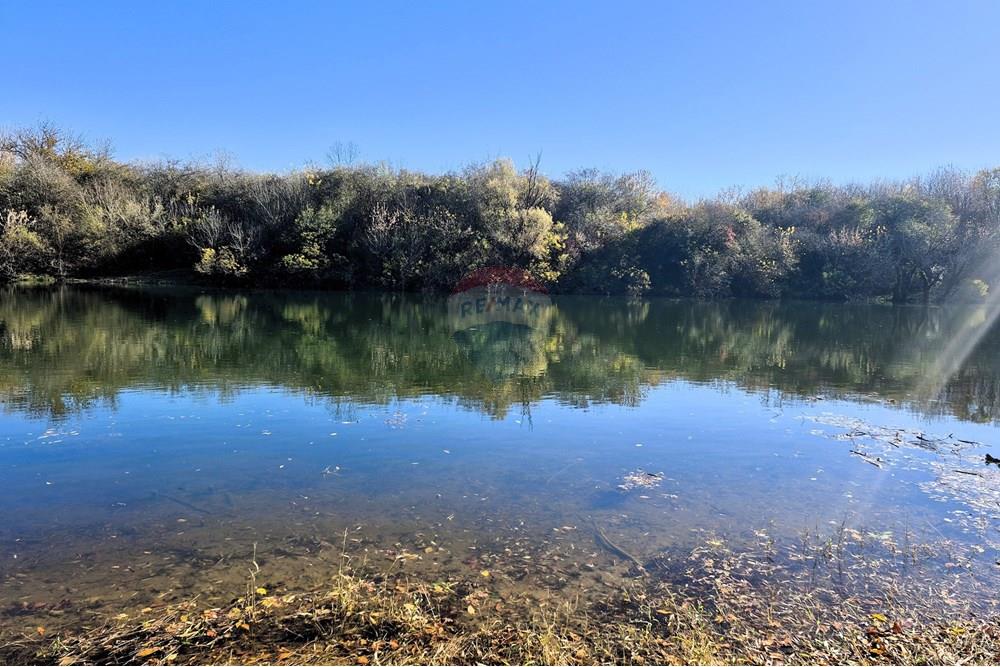 Građevinsko zemljište - Za prodaju - Petrinja, Hrvatska - 20251024_104557.jpg - 300761006-43