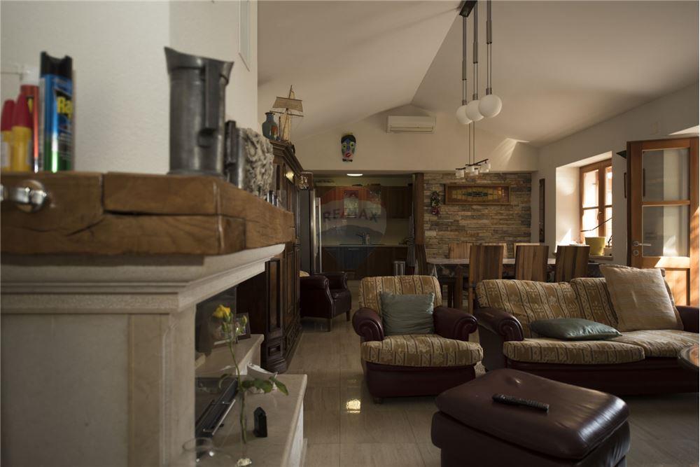 Kuća  - Za prodaju - Rogoznica, Hrvatska - 39 - 300351012-1