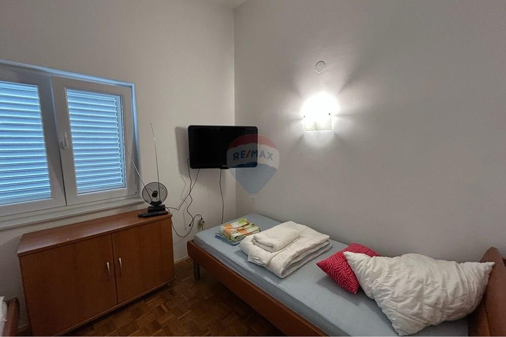 Dvojna kuća - Za prodaju - Novalja, Hrvatska - WhatsApp Image 2026-02-27 at 10.34.03 (3).jpeg - 300411003-3119