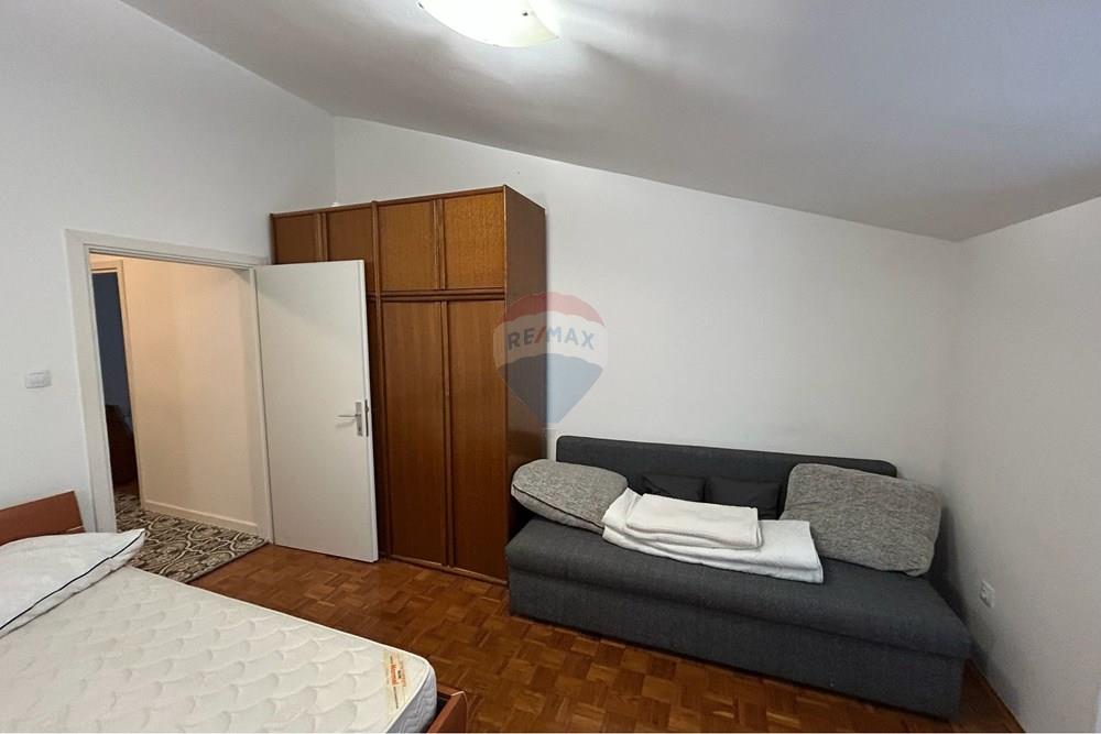 Dvojna kuća - Za prodaju - Novalja, Hrvatska - WhatsApp Image 2026-02-27 at 10.34.02 (2).jpeg - 300411003-3119