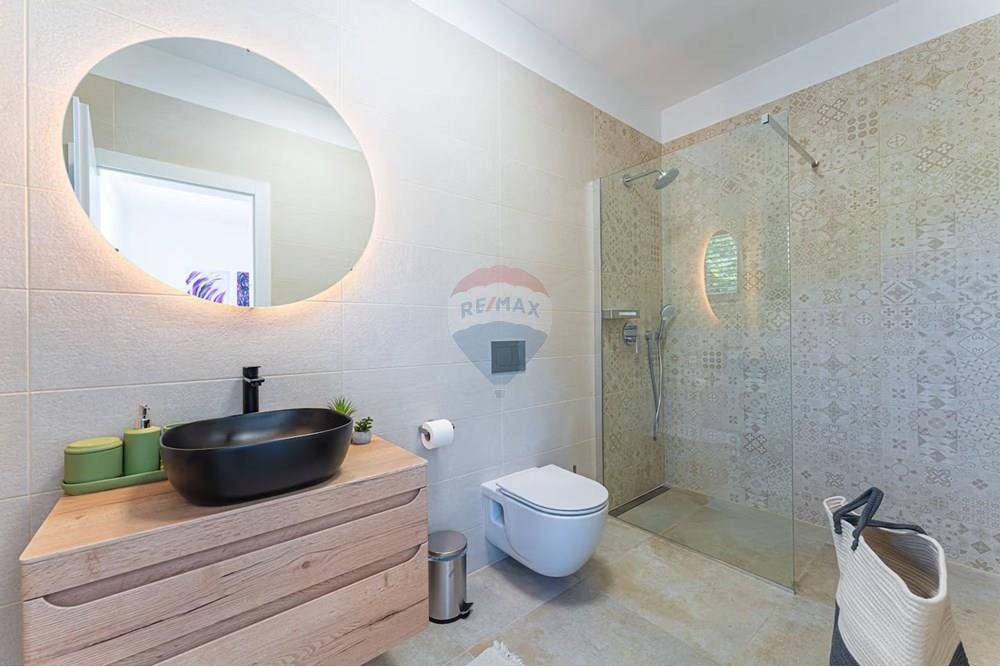 Kuća  - Za prodaju - Labin, Hrvatska - 1689fad9-6845-4914-aef2-06cbb7374e3f.jpg - 300291007-407