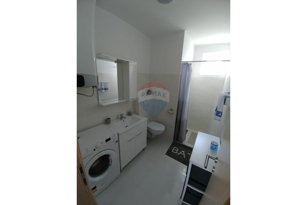 Dvojna kuća - Za prodaju - Privlaka, Hrvatska - privlaka-kuca-tri-namjestena-apartmana-prodaja-slika-249536684.jpg - 300501008-6091