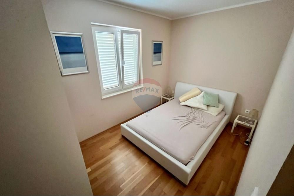 Stan-Apartman - Za prodaju - Novalja, Hrvatska - Snimka zaslona 2025-05-20 145022.jpg - 300411003-2072