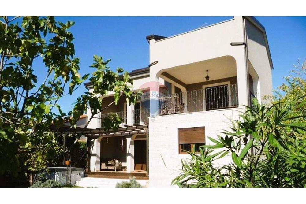 Kuća  - Za prodaju - Umag, Hrvatska - 1765536546_img-20251208-wa0002.jpg - 300441023-3