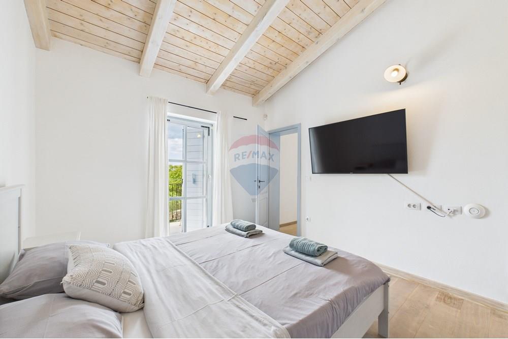 Kuća  - Za prodaju - Svetvinčenat, Hrvatska - CAM04300G0-PR0062-STILL025.jpg - 300041074-618