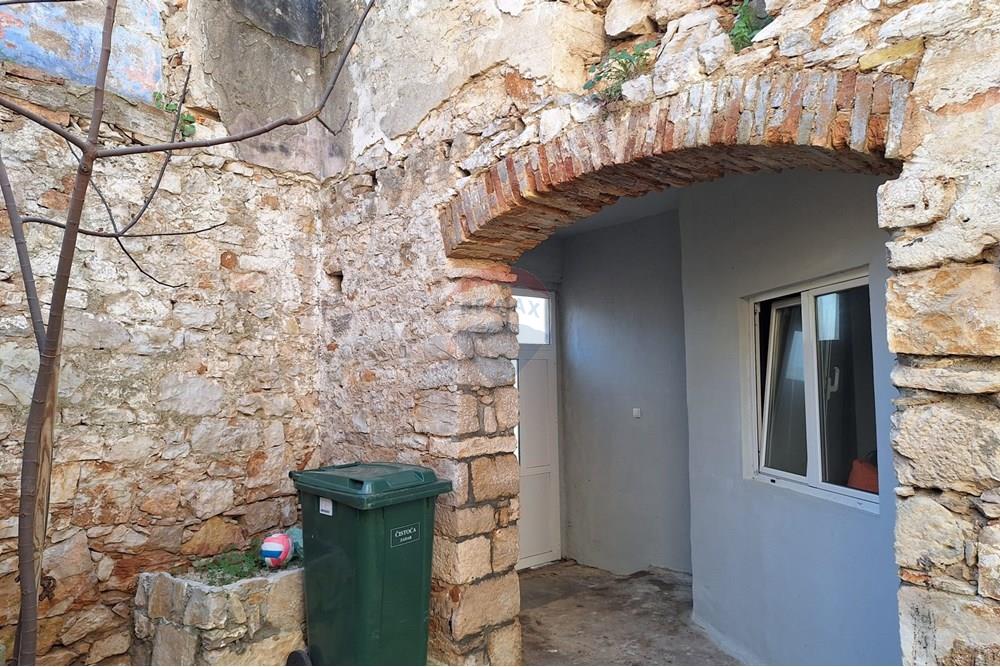 Kuća posebne arhitekture - Za prodaju - Preko, Hrvatska - a7865e18-61a0-4aa2-942b-2fbe7fe3971e.jpeg - 300501008-4234