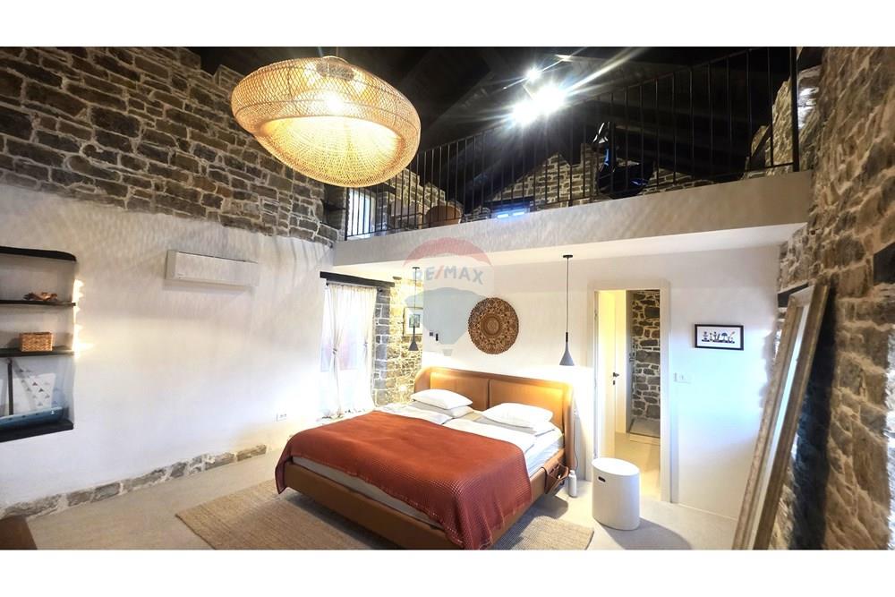 Kuća  - Za prodaju - Oprtalj, Hrvatska - 39.jpg - 300441010-524