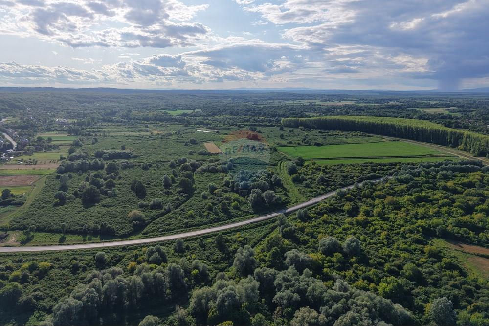 Građevinsko zemljište - Za prodaju - Petrinja, Hrvatska - dji_fly_20250428_151004_0192_1752852750369_photo.jpg - 300761006-85