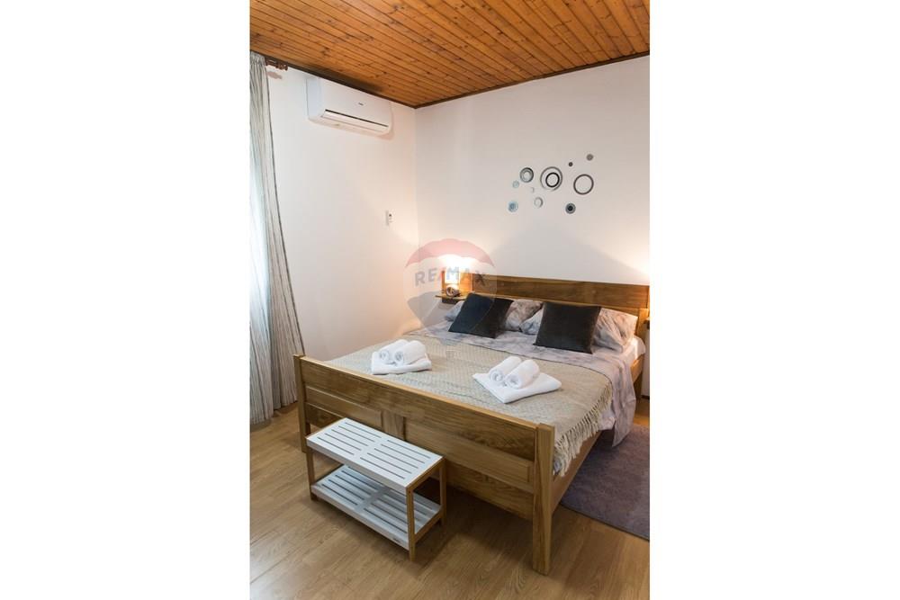 Kuća u stilu odmarališta - Za prodaju - Benkovac, Hrvatska - kuca-6080.jpg - 300501033-62